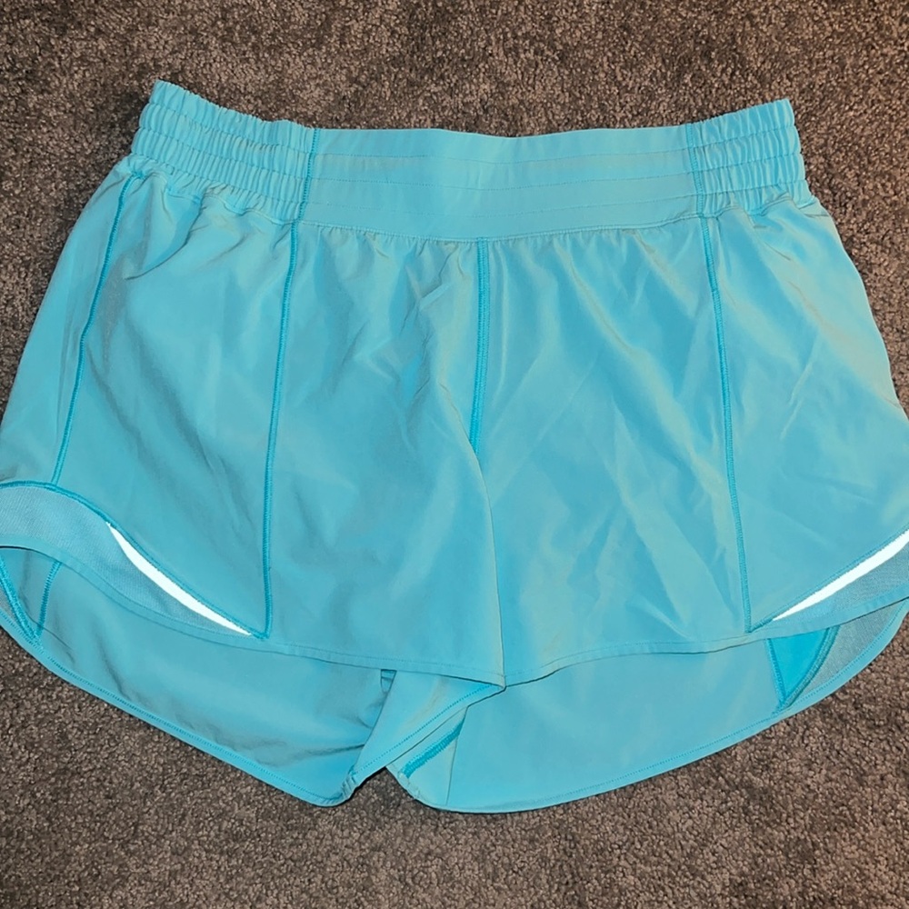 Lululemon hotty hot